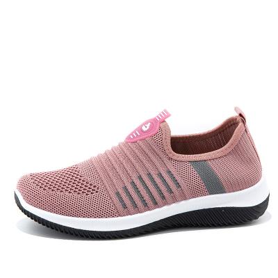 China Fashion Trend Summer Fly Weave Women Breathable Casual Shoes Soft Bottom Sport Shoes For Lady for sale