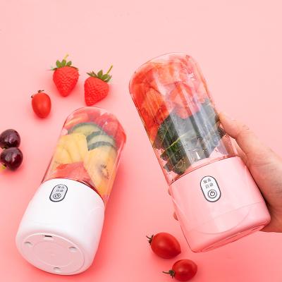 China Hotel Newly Design Portable Household Juicer Blender Household Fruit Blender for sale