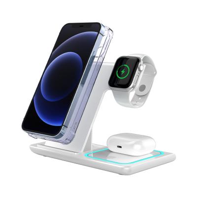 China Mobile Phone Charging 2022 New Products 15W Fast Charging Folding Phone Smart Watch Earphone Qi Wireless Charger Stand 3 in 1station dock for sale