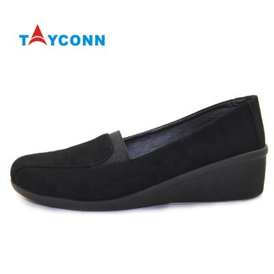 China Best Selling Low Cut Flat Comfortable Slip On Women's Stylish Shoes for sale