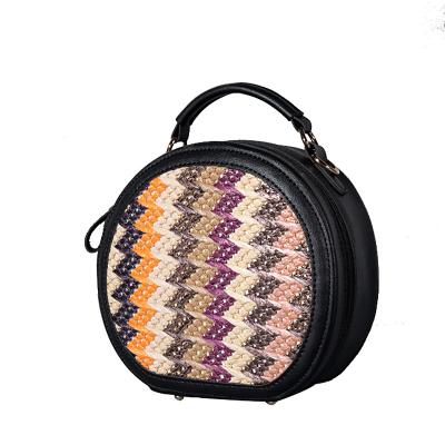 China New Fashion High Quality Handmade pp Woven Round Shoulder Summer Vacation Beach Bags With Leather Strap Straw Bags Wicker Round Handbags for sale