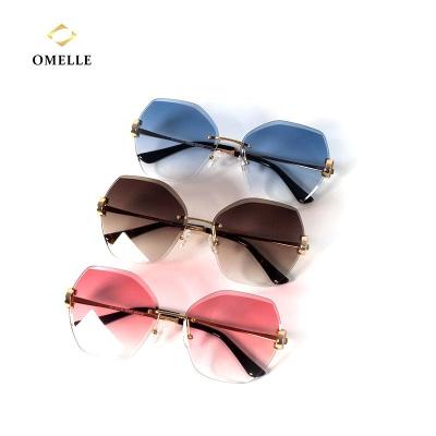 China Super Hot Oversized Women Fashion Sun Glasses OMELLE Eyewear UV400 Shades Rimless Sun Glass for sale