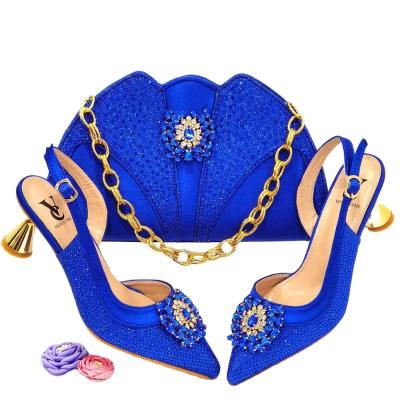 China Supoo Las zapatillas italianas más nuevas de las damas con bolsas de cuero de la boda africana zapatos de tacón alto para fiesta / boda en venta