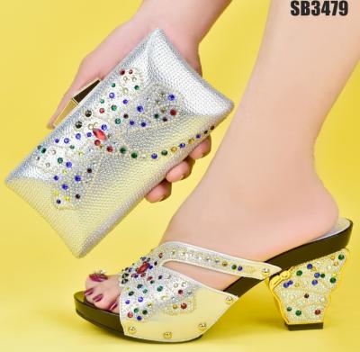 China Supoo Moda zapatos de mujer italianos que combinan bolsas con piedras zapatos de tacón alto para la boda en venta