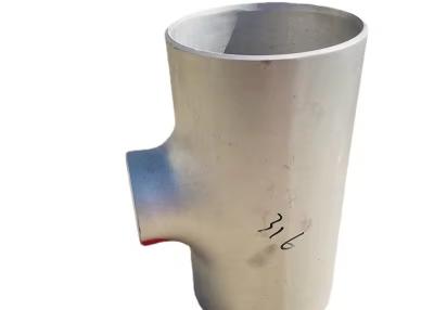 China Forged Carbon Steel Pipe Fittings Equal Reducing Shapes Pressure Rating Socket Weld Connection Heat Treated for sale