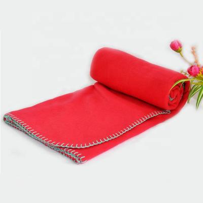 China 100% Polyester Solid Color Fleece Blanket Waterproof Flame Retardant Plain Dyed Printed Anti-pilling Airline Fleece Blanket for sale