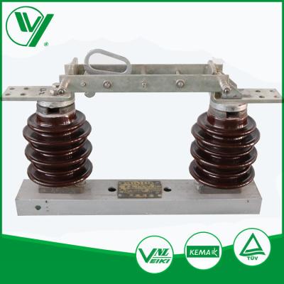 China 12KV de middelgrote Voltage Verticale Onderbreking maakt Schakelaarisolator los Te koop