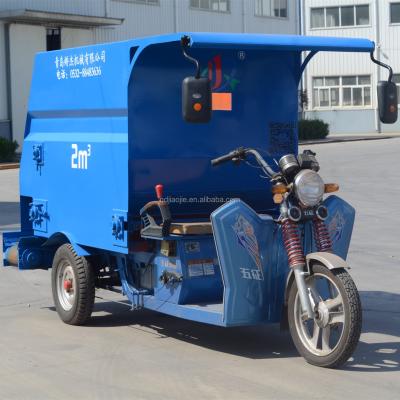 China High Efficiency Low Cost Environmental Protection Electric Motor Driven Feed Spreader For Cow for sale