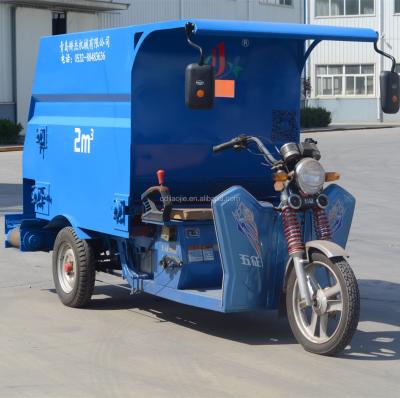 China High Efficiency Low Cost Dairy Farm Feed Spreader Machine For Silage for sale