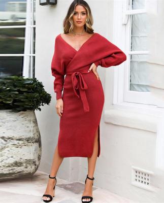 China Solid Red Deep V-Neck Long Sleeve Bodycon Long Dress Dry Cleaning Women Winter Winter Sweater Dress for sale