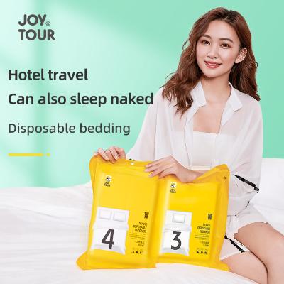 China Anti Dust Mite 4PCS Bedding travelling disposable sheets and duvet cover 18G SMS Disposable bedding sets for sale