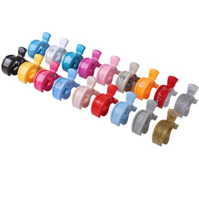 China Eco-freindly Colorful Plastic Pram Clips Newest Safety Pram Pegs High Quality Clips for sale