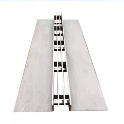 China Modern Custom Length Garage Floor Drain Ditch Drain Channel Cover Exterior Stainless Steel Grating Drain Pipe for sale