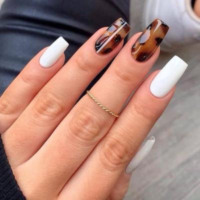 China Easy Wear 24ocs Stylish Coffin Glossy Fake Nails Leopard Print Custom Nails Detachable Ballerina Fake Nails Suppliers for sale