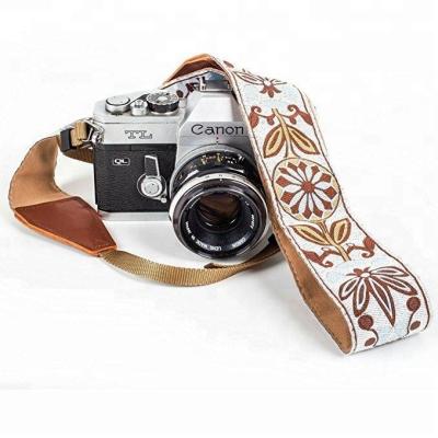 China Fashionable camera accessories sell fashionable custom wholesale jacquard weave camera neck strap for sale