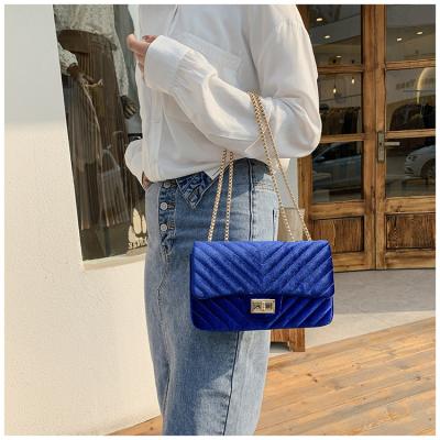 China Fashion Simple Designer Small Bag Cross Style Purses Thick Chain Shoulder Messenger Purse Trending Women's Velvet Armpit Handbags for sale