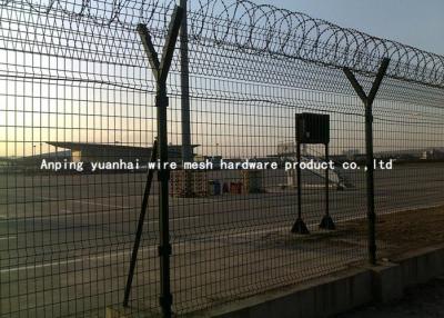 China Safety Strong Welded Wire Fence Panels Square Hole Shape Nice Appearance / Airport Security Fencing for sale