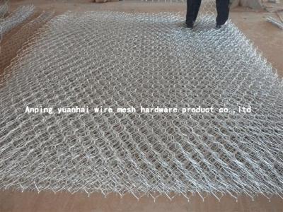 China Silver / Green Galvanised Gabion Wire Mesh For Poultry Easy Maintenance for sale