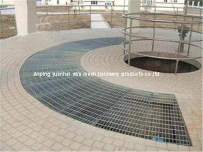 China High Tensile Metal Steel Stair Treads Grating Panels Custom Surface Treatment for sale