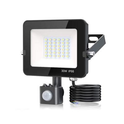 China Prenda impermeable Driverless exterior IP66 SMD2835 de las luces de inundación del sensor de movimiento PIR LED en venta