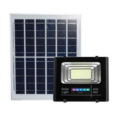 China Lámpara de inundación solar llevada al aire libre 25 40 60 100 vatios de telecontrol del sensor para las paredes de las esquinas en venta