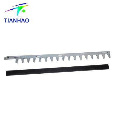 China Tea Leaf Plucking Machine C4C-60 5 Holes Tea Leaf Plucking Machine Blade for sale