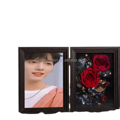 China Natural Touch The Eternal Rose Album Photo Frame Best-Selling Box Is A Really Preserved Flower Glass Wooden Box for sale