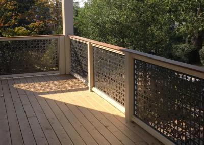 China Gepolijste aluminium spiraaltrap buitenste moderne trapbalustrade Te koop