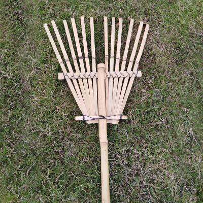 China 12 Tine 140cm Bamboo Rake Handmade For Pool Leaf Garden Lawn Rake for sale