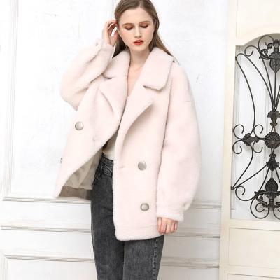 China Custom Made Breathable Modern White Winter Jackets Lamb Skin Warm Fur Coats Sheep Shearing For Ladies for sale