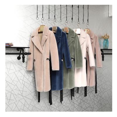 China Custom Made Luxury Lamb Shearling Sheep Fur Coat Women Breathable Wholesale Ladies Long Jacket Real for sale