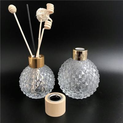 China 2022 50ML 150Ml Aroma Bottle Round Wide Mouth Reed Car Hanging Perfume Bottle Empty For Essential Aroma Glass In Stock for sale