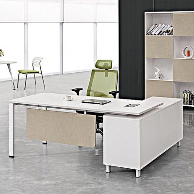 China Large Luxury Wooden Executive Office Furniture Against Office Pollution for sale