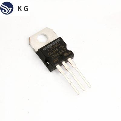 China L7815CV ST TO-220 Electronic Components Three-terminal V-motor spot MOS FET standard new original L7815CV N-channel for sale