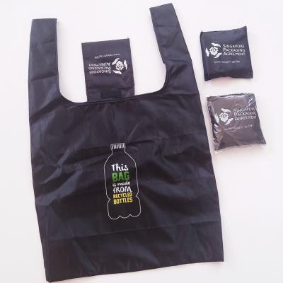 China Black Multi Color T-shirt Style RPET Eco Friendly Retractable Foldable Shopping Bag for sale