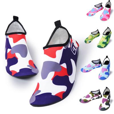 China Fashion Trend Fashion Women Outdoor Sports Aqua Shoes Elegant Printed Indoor Sports Yoga Shoes Lightweight Soft Soled Beach Shoes Customized for sale