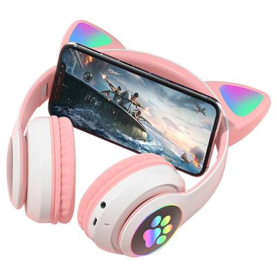 China cute 10-15M LED Cat Ears Headphone Gift Wireless headphones child gifts with MIC MP3 FM girl stereo music earphone for sale