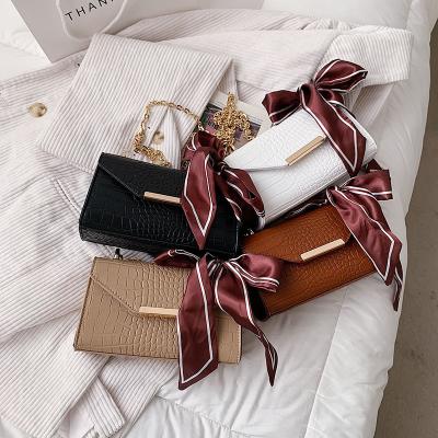 China 2021 new fashion high quality crocodile pattern small square bow retro bag silk scarf shoulder bag messenger purse for sale