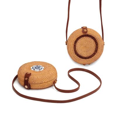 China Bohemian Beach Body Bag Circle Bohemia Woven Rattan Cross Bag Bali Bags Women Handbags Rattan for sale