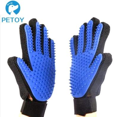 Κίνα Easy Comfortable Pet Grooming Glove Silicone Grooming Cleaning Gloves προς πώληση