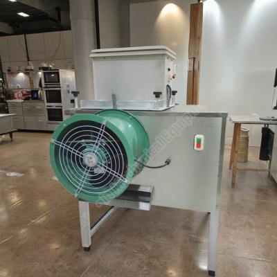 China Dry Garlic Separating Machine Automatic Garlic Separating Machine Garlic Seed Clove Machine Garlic Sorting And Dividing Machine for sale