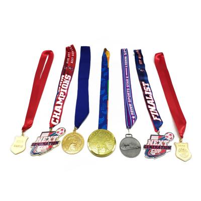 China Wholesale Cheap Custom Europe Metal Mount Sports Souvenir Medals With Plated Gun for sale