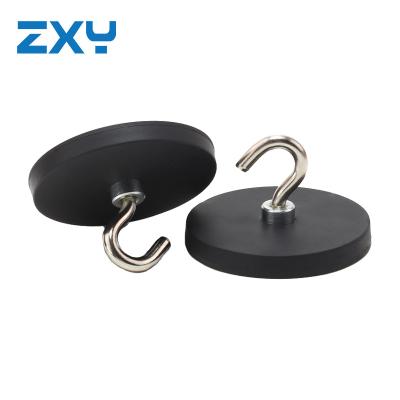 China Industrial Magnet Neodymium Rubber Coated Magnet With Hook / Hook Magnet With Rubber for sale