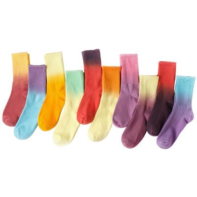 China OEM Wholesale Fashion Breathable Colorful Casual Crew Cotton Sporty Tie Dye Socks for sale