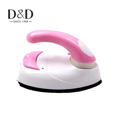 China Household Sale Electric Clothes Dryer Mini Family Collection Electric Mini Travel Handle Steamer Portable Professional Folding Hot Iron for sale