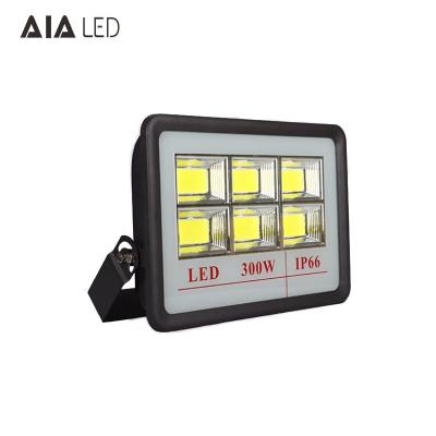 China New aluminum exterior waterproof IP66 high power led flood lamp COB 300W LED Flood light for sale