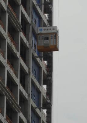 China Q355B Steel Material Construction Passenger Hoist , SC200/SC200 Goods Hoist Lift for sale