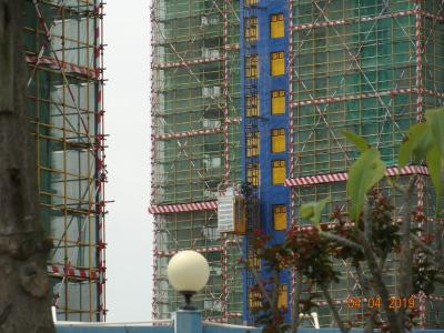 Cina gru di sollevamento dello scaffale 2000Kg & del pignone per la costruzione di edifici in vendita