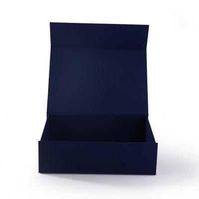 China Recycled Materials Wholesales Custom Cardboard Folding Rigid Garment Packaging Box for sale