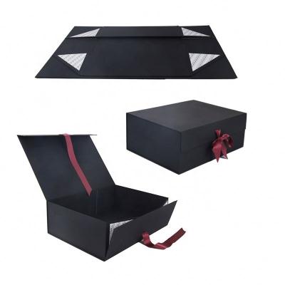 China Recycled Materials Foldable Paper Box Packaging Folding Black Clothing Apparel Box for sale